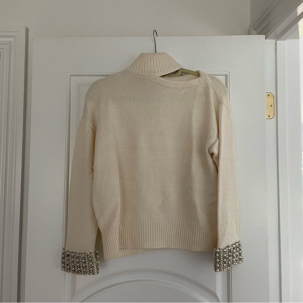 Alice + Olivia sweater
